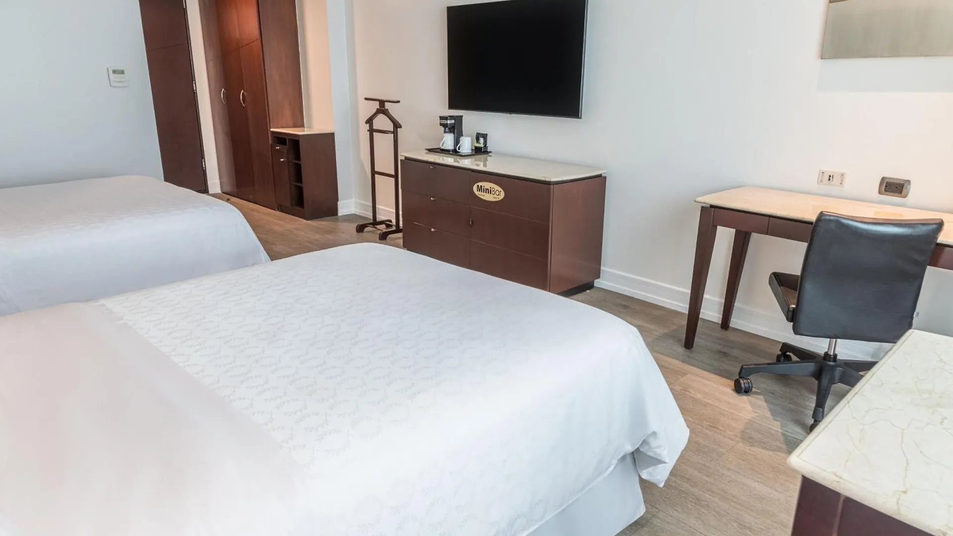Sheraton جواياكيل 5*,  الإكوادور