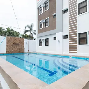 Reddoorz At Dbuilders Poblacion Bgc Hotel Taguig