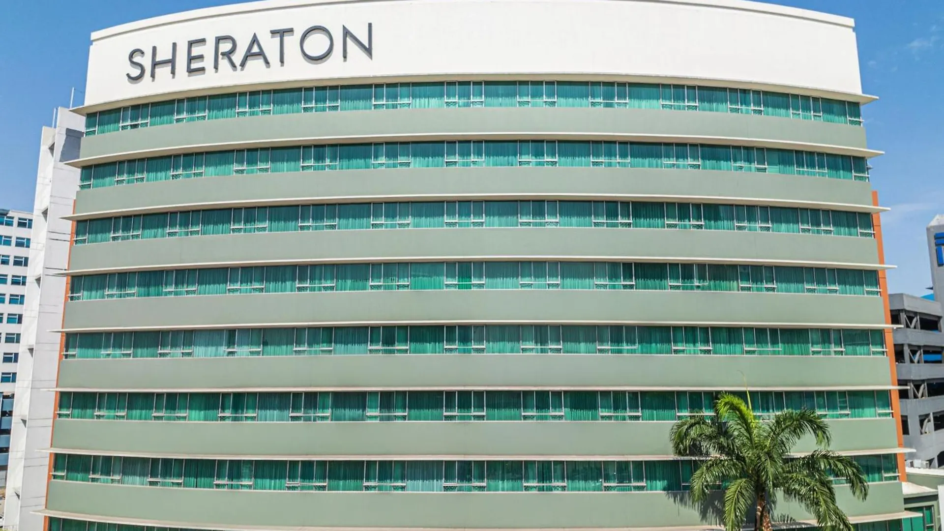 Sheraton Guayaquil 5*,